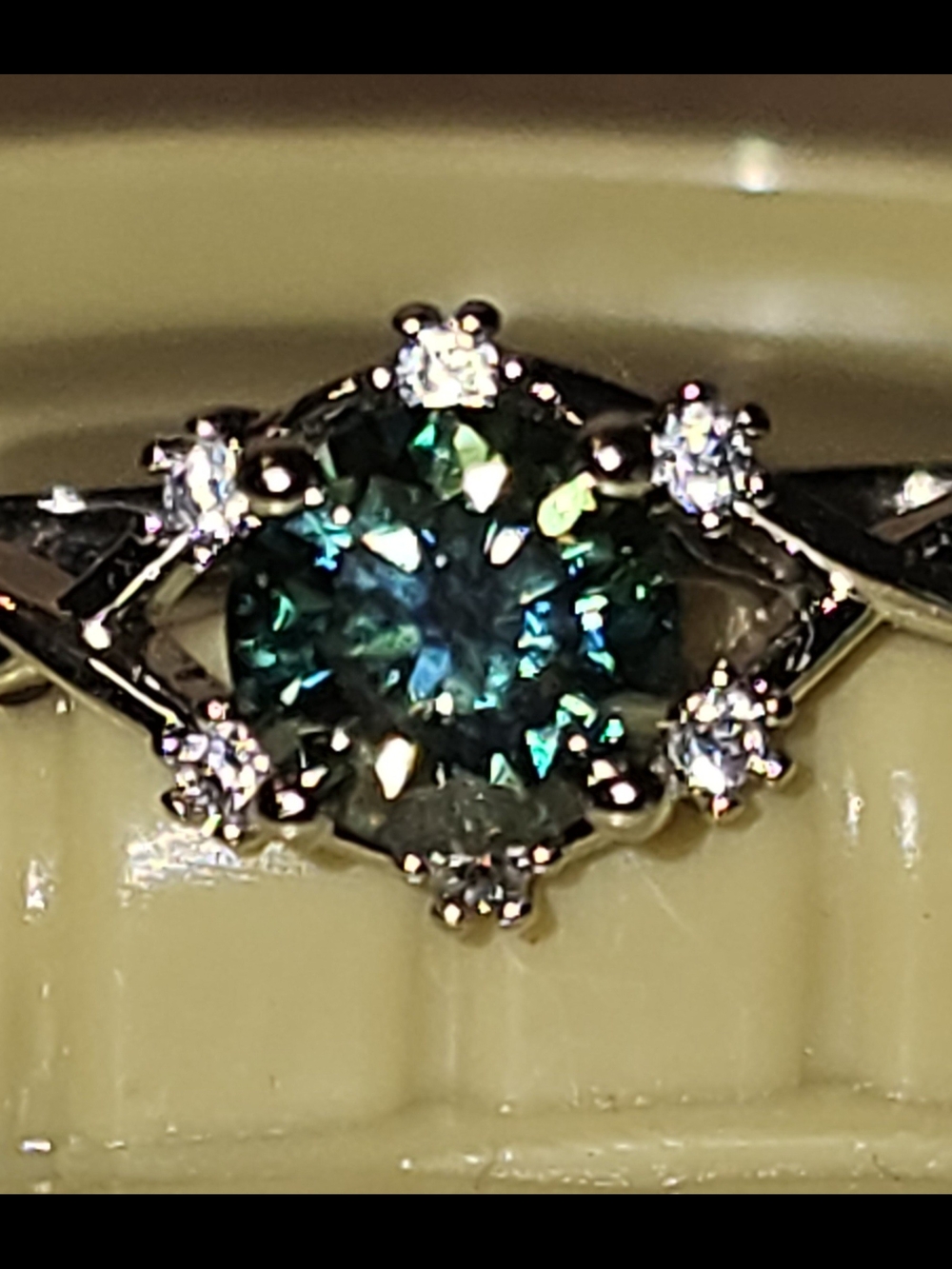 Moissanite Green Star Ring